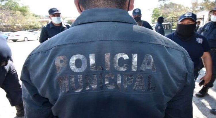 Supuestos policías de Ecatepec asaltan a conductores