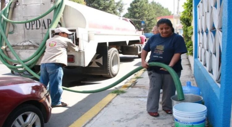 Cómo pedir una pipa de agua en Edomex