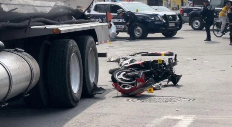 Arrollan a motociclista en Ecatepec y muere