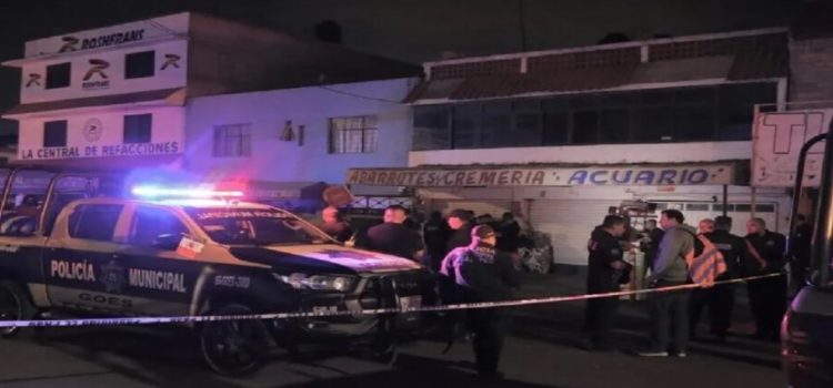 Fallece mujer en abarrotera de Ecatepec