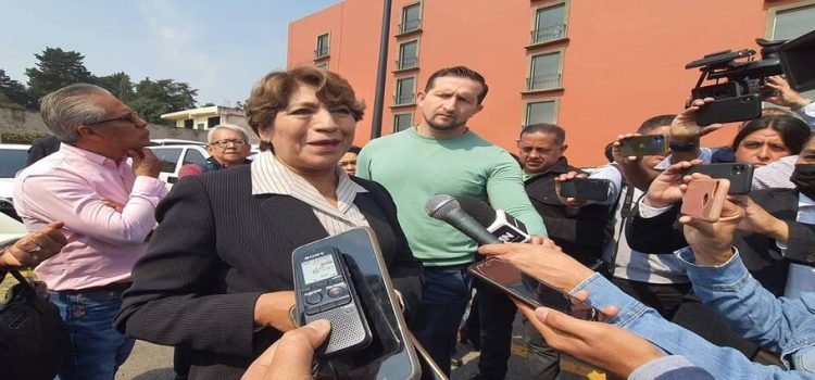 AMLO y Delfina Gómez se reúnen para revisar proyectos en el Edomex AMLO y Delfina Gómez se reúnen para revisar proyectos en el Edomex
