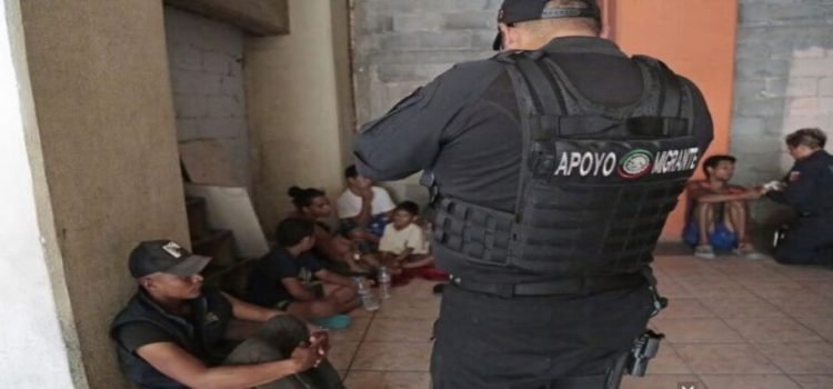 Rescatan a 7 migrantes privados de su libertad en Ecatepec