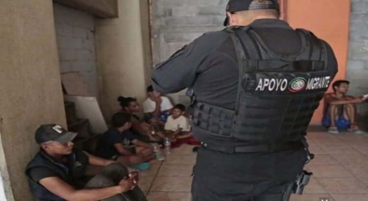 Rescatan a 7 migrantes privados de su libertad en Ecatepec