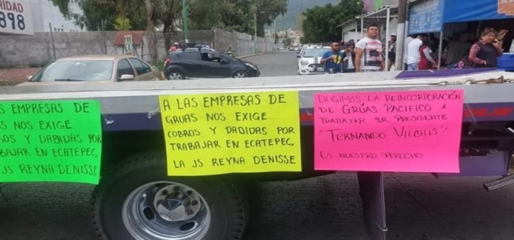 Línea 2 de Mexibús suspendió servicio por bloqueo de transportistas en Ecatepec