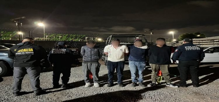 Cae presunta banda ligada al robo de 40 vehículos en Ecatepec
