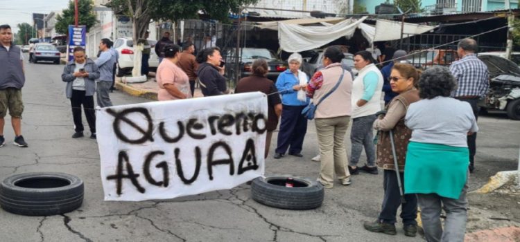 Habitantes de Ecatepec exigen agua potable
