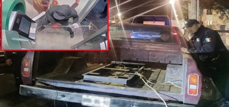 Localizan camioneta usada en intento de robo a cajero automático en Ecatepec