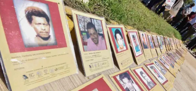 Detiene FGR a 3 militares por el caso Ayotzinapa