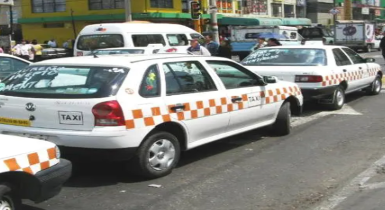 Taxistas dejan el oficio por temor a la extorción en Ecatepec