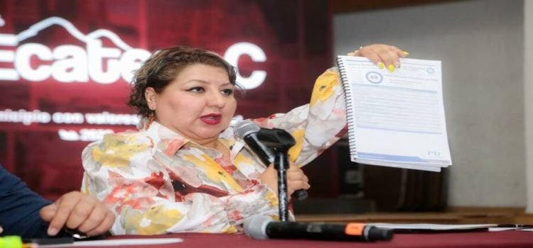 Funcionarios de la Fiscalía protegen a grupos criminales, denuncia alcaldesa de Ecatepec Funcionarios de la Fiscalía protegen a grupos criminales, denuncia alcaldesa de Ecatepec