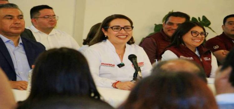 Azucena Cisneros inicia su campaña en Ecatepec