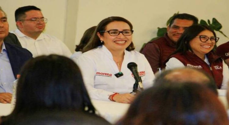 Azucena Cisneros inicia su campaña en Ecatepec