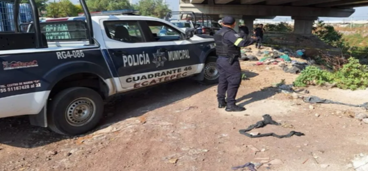Encuentran 2 cuerpos cerca de canal de aguas negras en Ecatepec