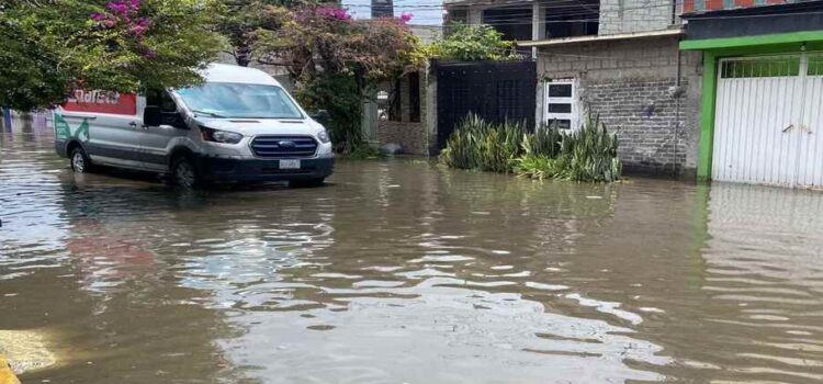 Reportan afectaciones en viviendas tras intensas lluvias en Ecatepec