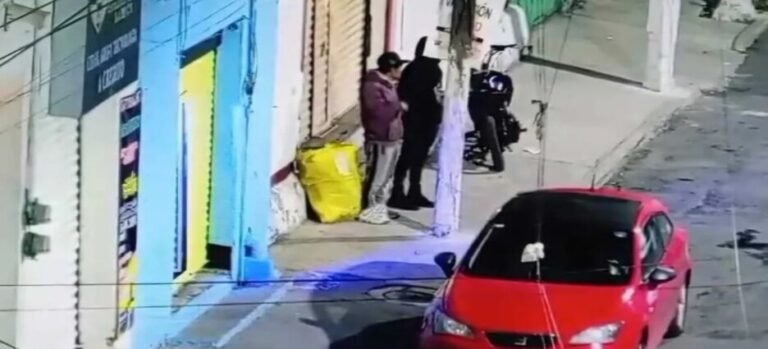 Detienen a presuntos ladrones en flagrancia en Ecatepec