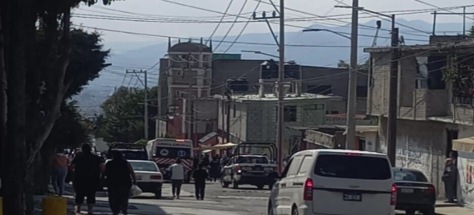 Victiman a joven mientras intentaba refugiarse en un taller de motocicletas en Ecatepec