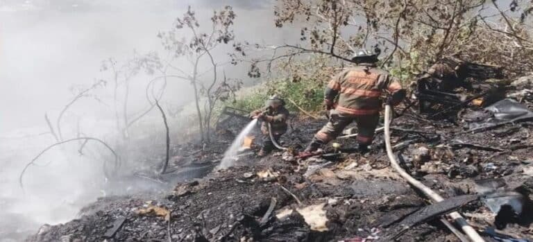 Controlan incendio en centro de reciclaje irregular en Ecatepec