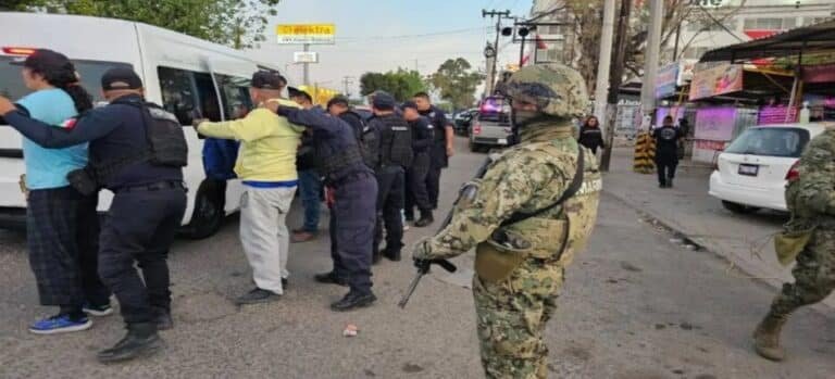 Marina y Policía Estatal vigilan transporte público en Ecatepec