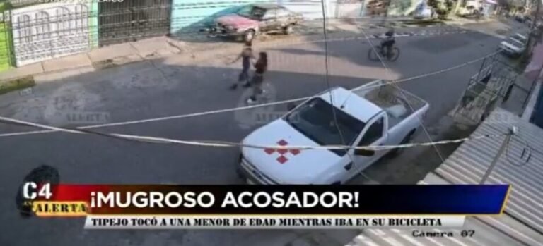 Captan a hombre en bicicleta nalgueando a mujer en Ecatepec