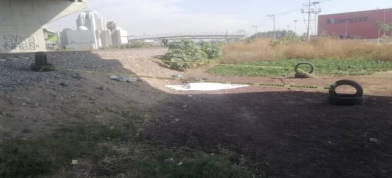 Localizan cuerpo de un hombre cerca de plaza Las Américas en Ecatepec