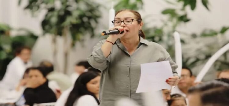 Azucena Cisneros respalda a Claudia Sheinbaum frente a aranceles de USA