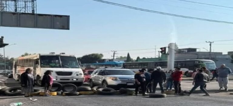 Autoridades han rezagado durante años hundimiento en primaria de Ecatepec