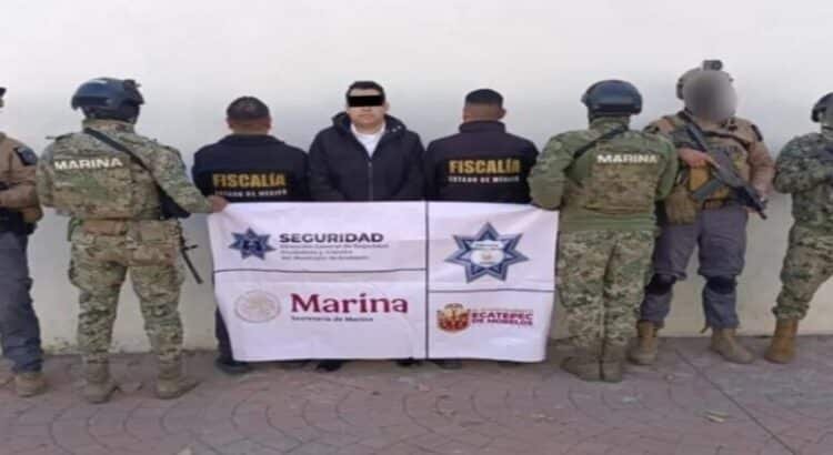 Detienen a ex subdirector de la Policía de Chicoloapan por extorsión en Ecatepec
