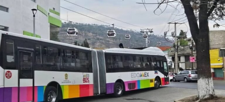 Hombre pierde la vida tras ser atropellado por unidad del Mexibús en Ecatepec