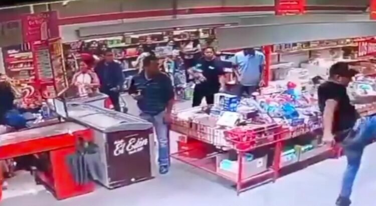 Ladrones golpean a empleados de tienda 3B en Ecatepec