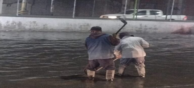 Sapase atiende encharcamientos en límites de Ecatepec y Tecámac