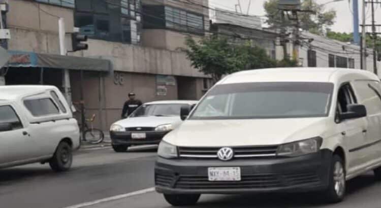 Adulta mayor atropella a joven y pierde la vida en Ecatepec