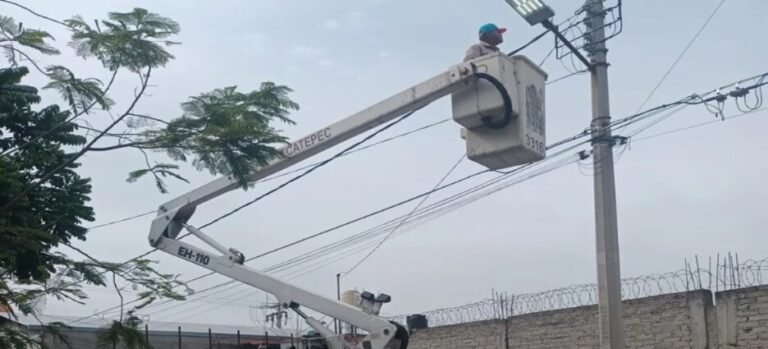 Realizan reparaciones en La Laguna Chiconautla de Ecatepec; colonia olvidada en la entidad