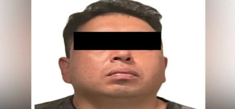 Vinculan a ex policía de Ecatepec ligado a banda criminal de “Los 300”