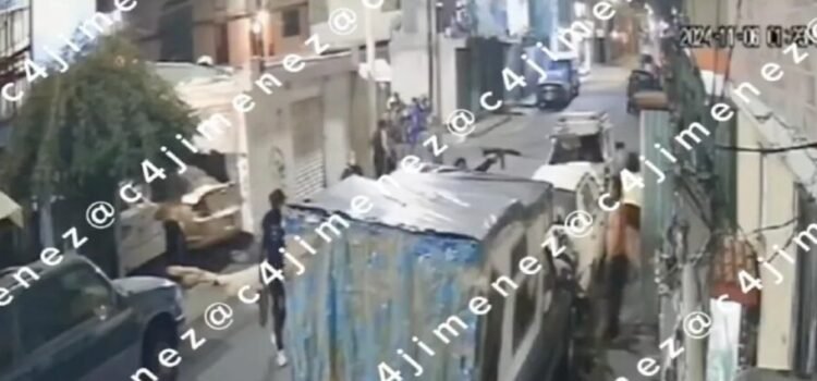 Frustran intento de despojo de una casa a grupo armado en Ecatepec Frustran intento de despojo de una casa a grupo armado en Ecatepec