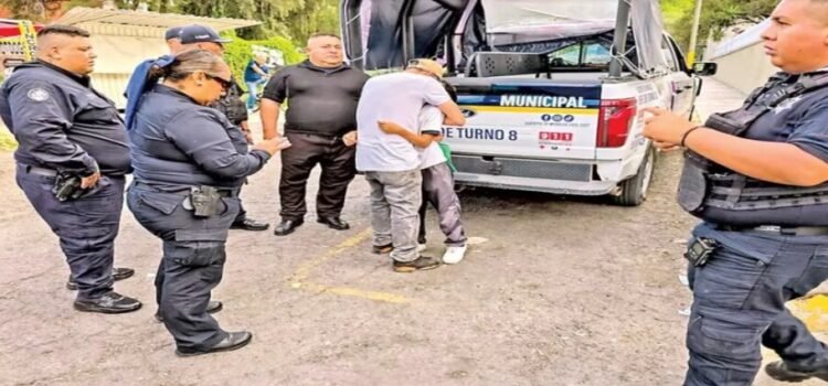 Engañan a niños para alejarlos de casa y extorsionar a sus padres en Ecatepec Engañan a niños para alejarlos de casa y extorsionar a sus padres en Ecatepec