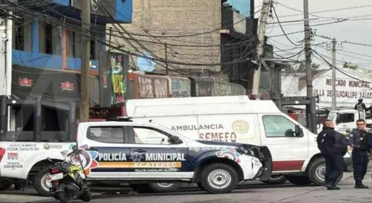 Autoridades confirman 2 muertos tras balacera en bar de Ecatepec