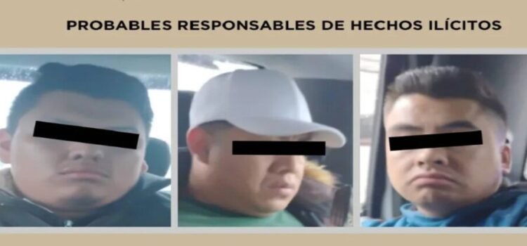 Detienen a 3 por robo de camioneta en Ecatepec Detienen a 3 por robo de camioneta en Ecatepec