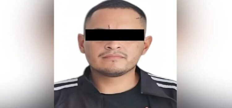 Detienen a sujeto por extorsión en Ecatepec; se ostentó como miembro de Los 300