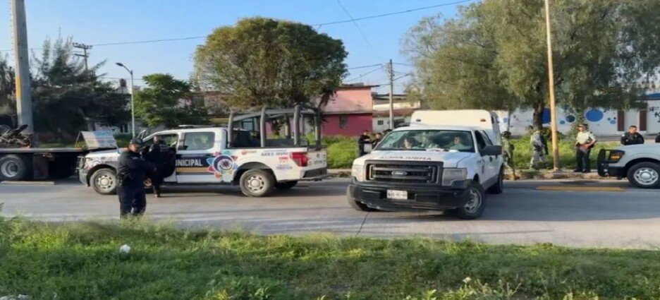 Balean a 2 hombres mientras viajaban en motocicleta en Ecatepec