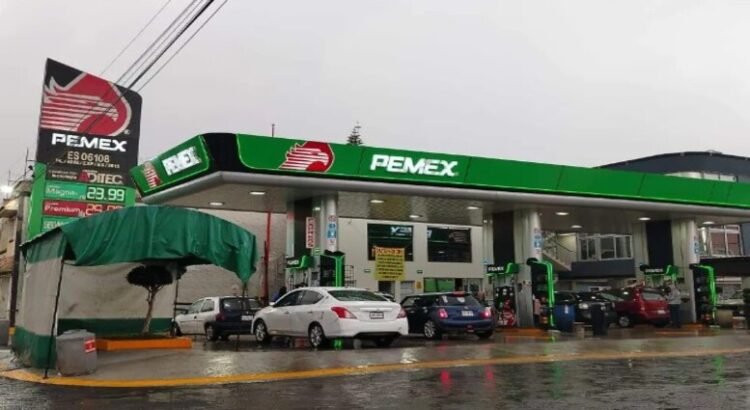 Reportan desabasto de gasolina en estaciones de Ecatepec