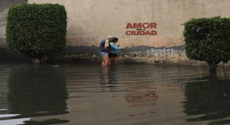 Activan operativo de emergencia por lluvias en Edomex Activan operativo de emergencia por lluvias en Edomex