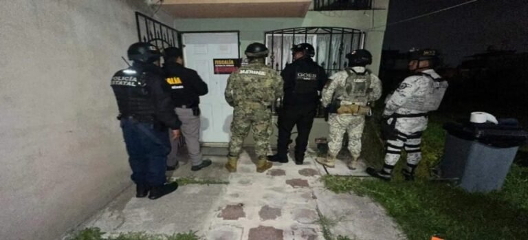 Autoridades recuperan 190 viviendas en Ecatepec