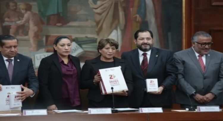 Gobernadora Delfina Gómez entrega su Segundo Informe de Gobierno al Congreso del Edomex Gobernadora Delfina Gómez entrega su Segundo Informe de Gobierno al Congreso del Edomex