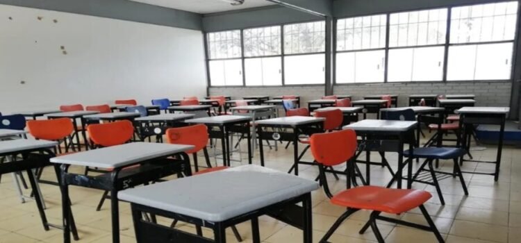 Baja 16% construcción de obra y rehabilitación de inmuebles educativos en Edomex