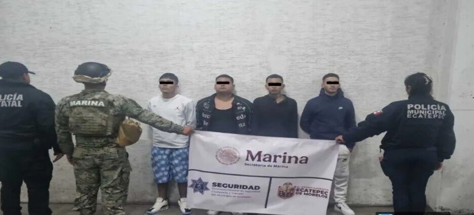 Policía de Ecatepec y Marina detienen a 4 sujetos
