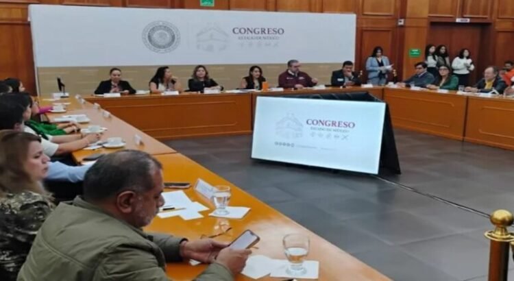 Existen 900 medidas de protección para periodistas y defensores de derechos humanos en Edomex Existen 900 medidas de protección para periodistas y defensores de derechos humanos en Edomex