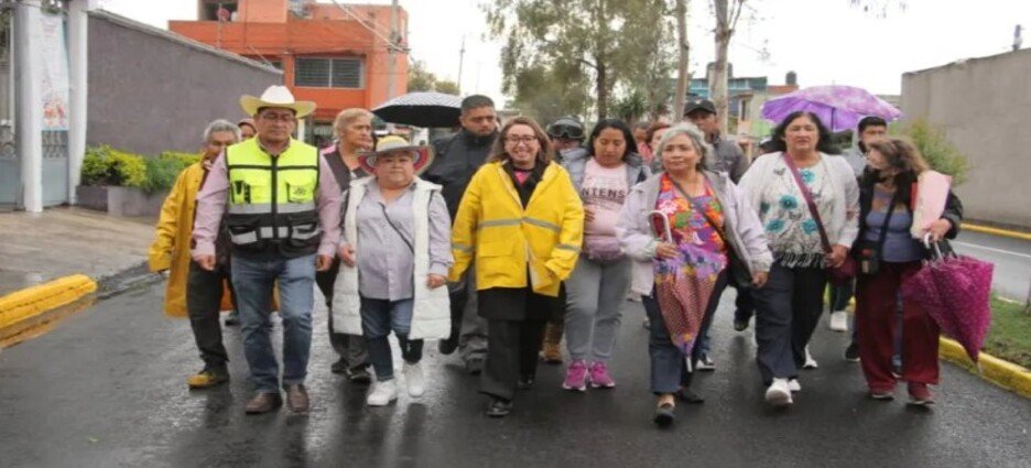 Pavimentan 2.8 km de la avenida Altavilla en Ecatepec