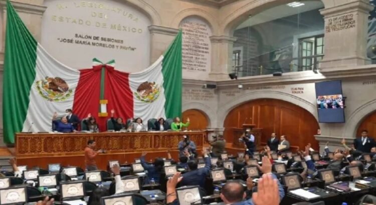 Diputados cuestionan pendientes en seguridad y desarrollo económico en Edomex Diputados cuestionan pendientes en seguridad y desarrollo económico en Edomex