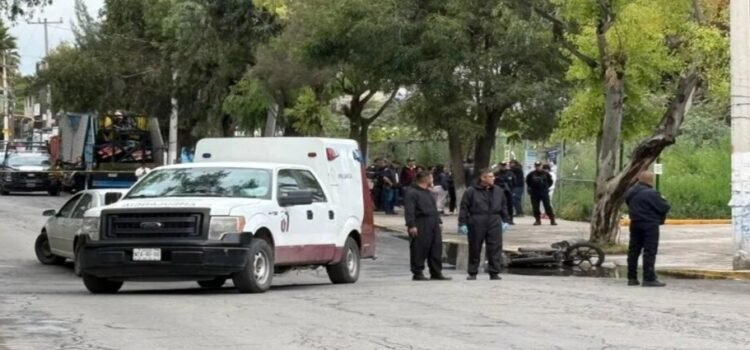 Grúa atropella a 2 menores cuando iban a la escuela en Ecatepec