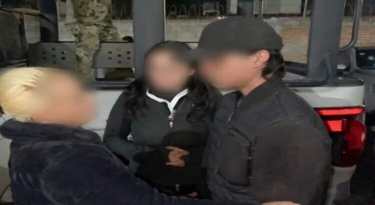 Madre publica datos de su hijo desaparecido y extorsionadores le piden rescate falso en Ecatepec
